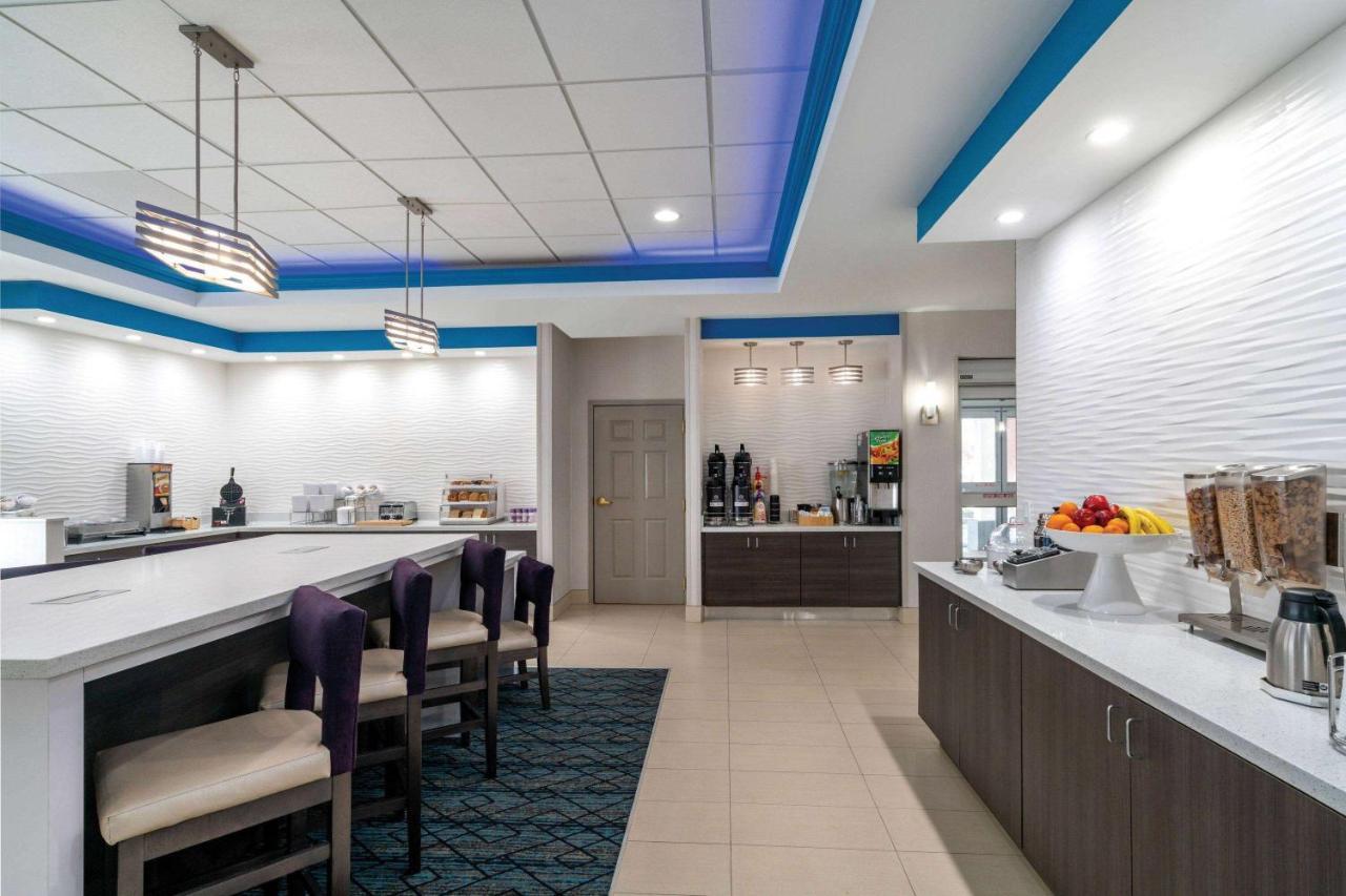 La Quinta By Wyndham Latham Albany Airport Ξενοδοχείο Εξωτερικό φωτογραφία