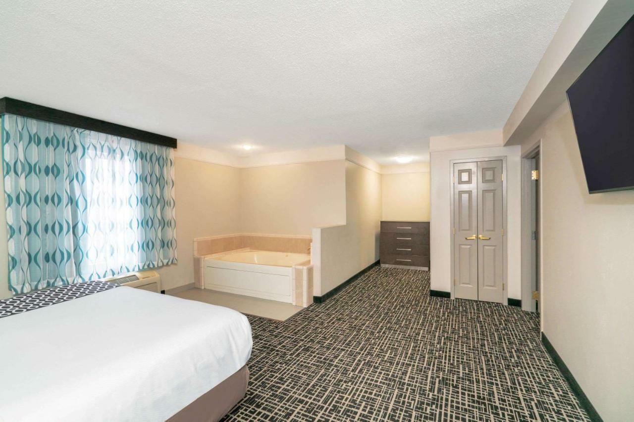 La Quinta By Wyndham Latham Albany Airport Ξενοδοχείο Εξωτερικό φωτογραφία